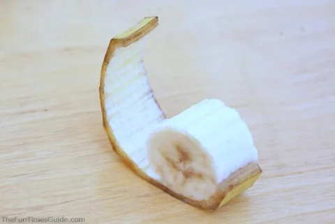 See how to slice a banana into individual bite sized pieces - and still within the banana peel. 