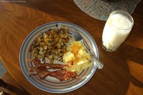 breakfast-potatoes-bacon-eggs.jpg