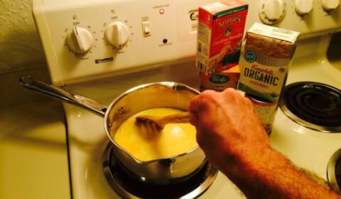 4 Organic Chicken Soup Reviews: Does The Best Organic Soup Come In A Can?