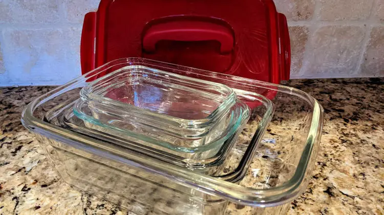 This is my 2nd favorite set of glass food storage containers - made by Lock & Lock.