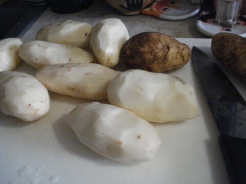 how-to-peel-potatoes
