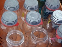 old-mason-jars-for-sale-by-ladyheart.jpg