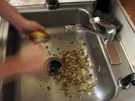 potato-peeling-by-javYliz.jpg